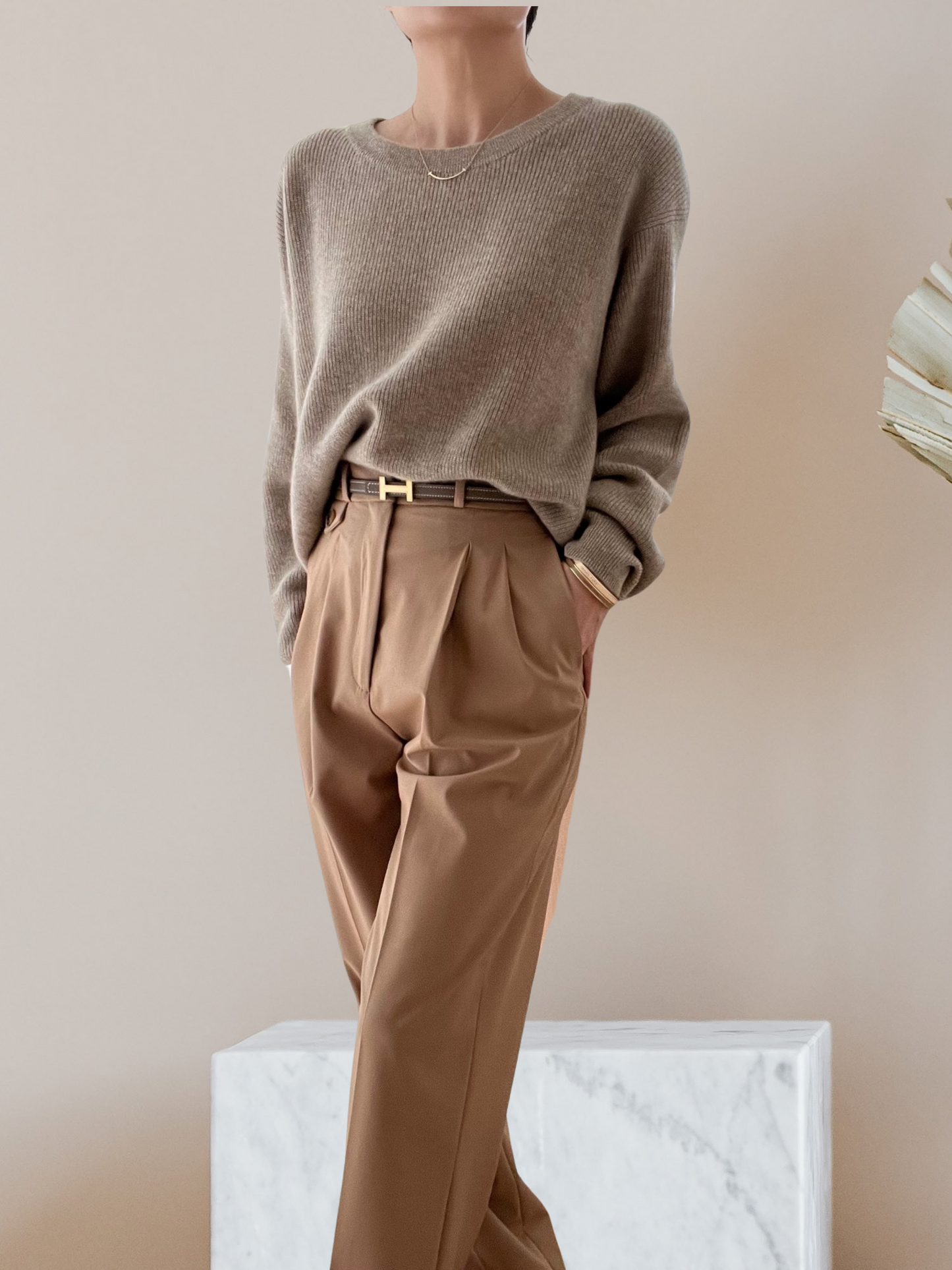 Sold Out -06 Finely Ribbed Cashmere Sweater - Walnut